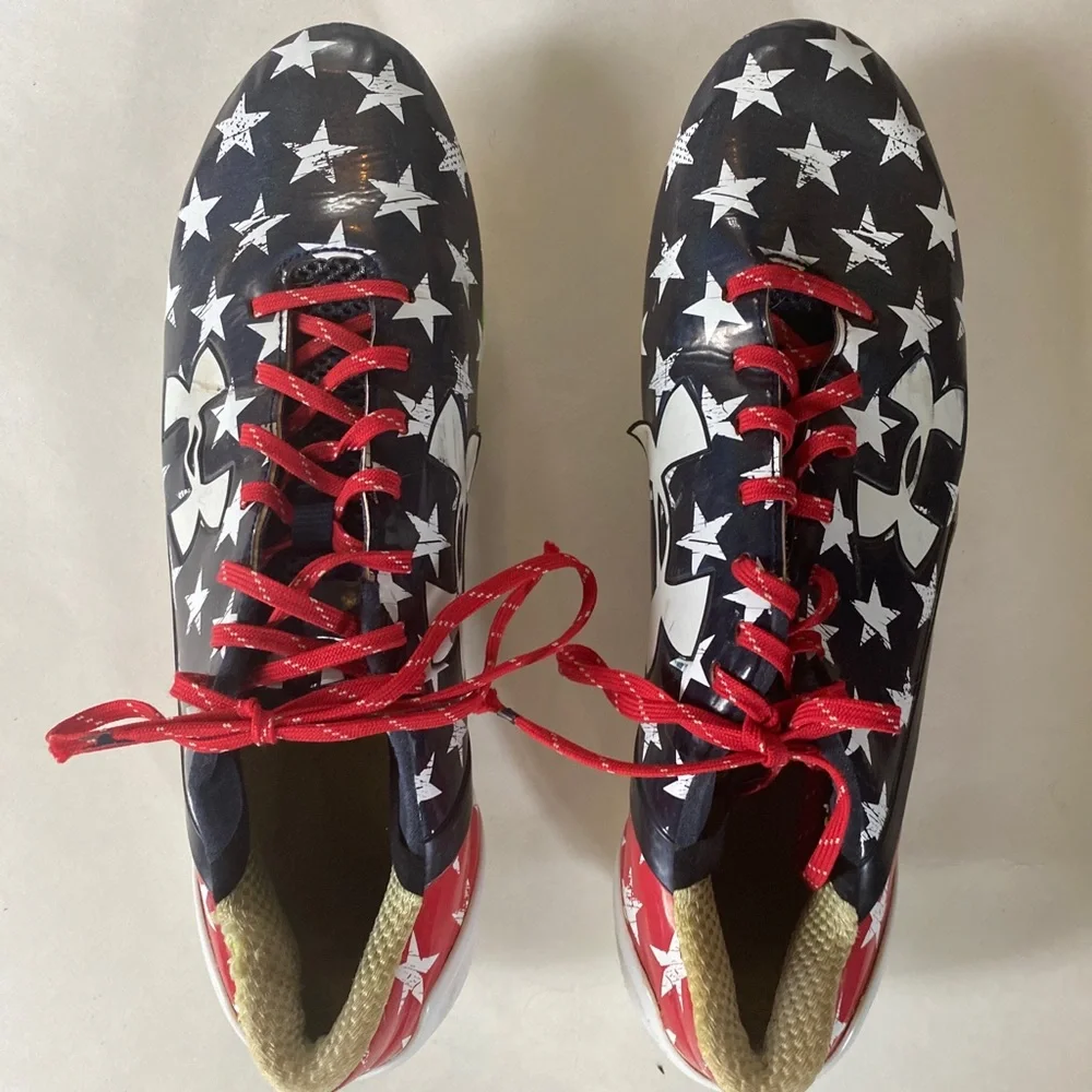 UNDER ARMOUR USA Stars Cleats Size 11.5